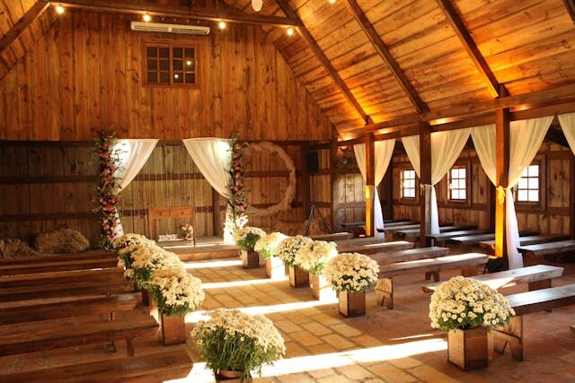 Top Questions to Ask Your Wedding Decoration Package Provider